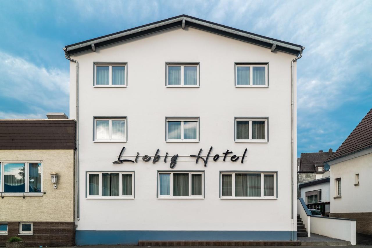 Liebig Hotel Ehringshausen Bagian luar foto